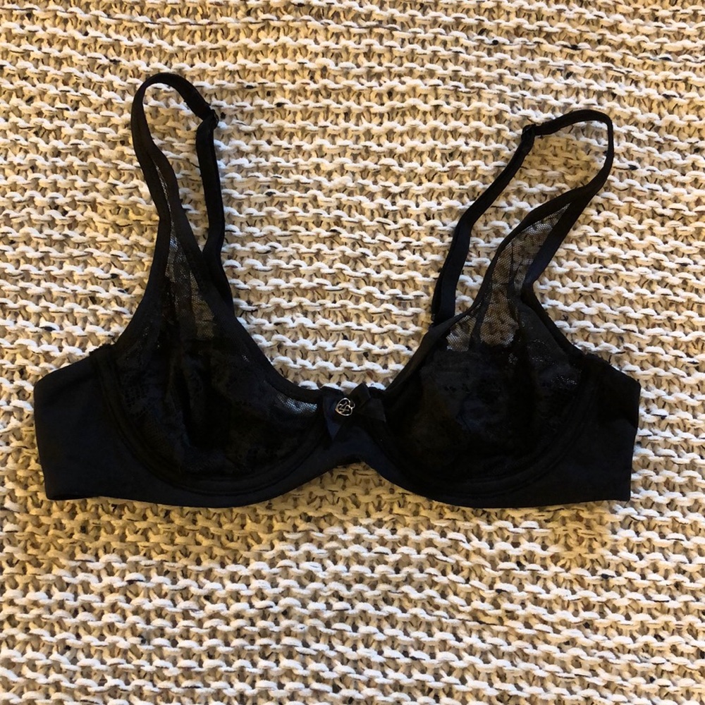 Victoria’s Secret Body By Victoria Unlined Demi
